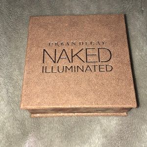 ⭐️SALE⭐️ Urban Decay Highlight